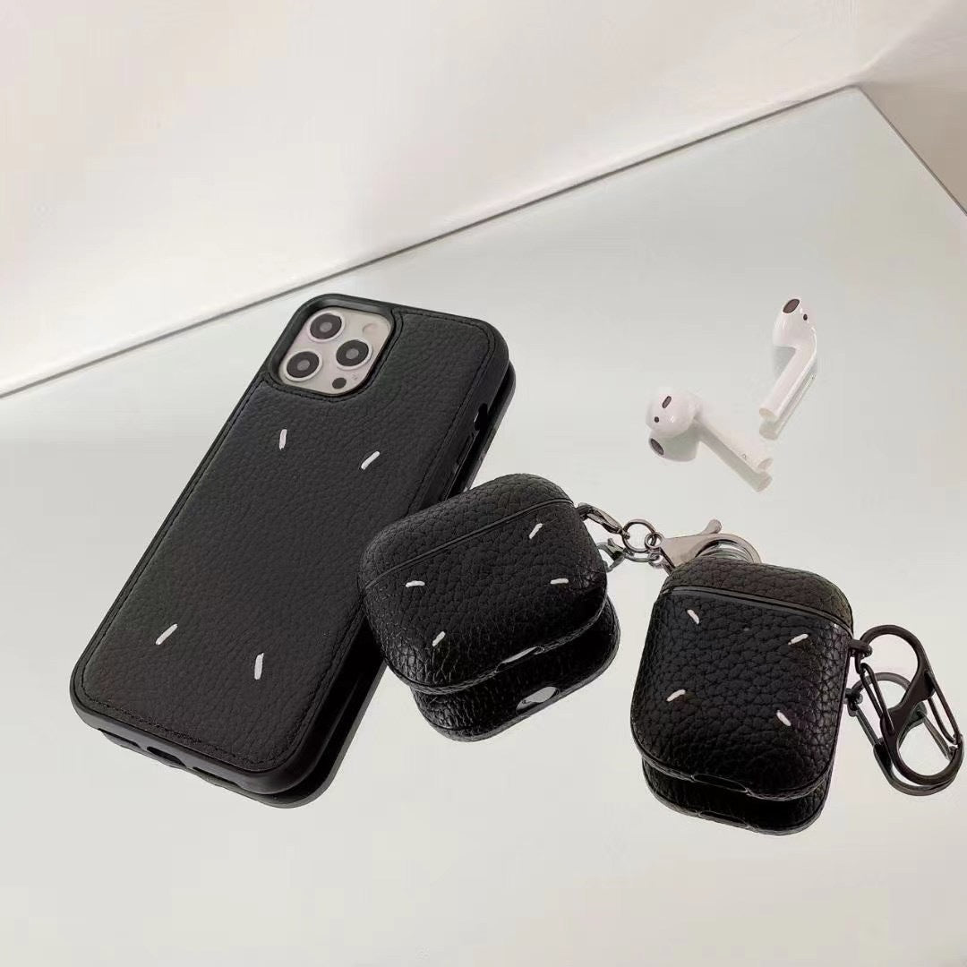 MM Leather AirPods Case Black